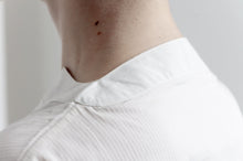 Load image into Gallery viewer, Barely-There Adjustable Top with Illusion Stitch