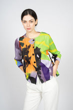 Load image into Gallery viewer, Pleated Cropped Top in Abstract Overall Print